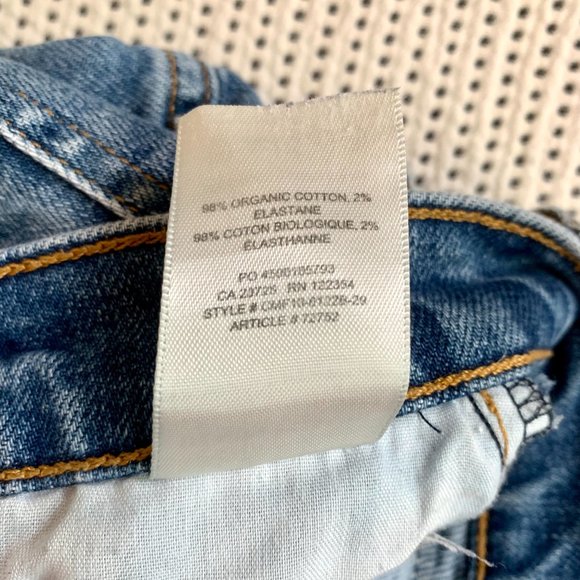 Aritzia Denim Forum Arlo Shorts | 23 - Picture 10 of 11